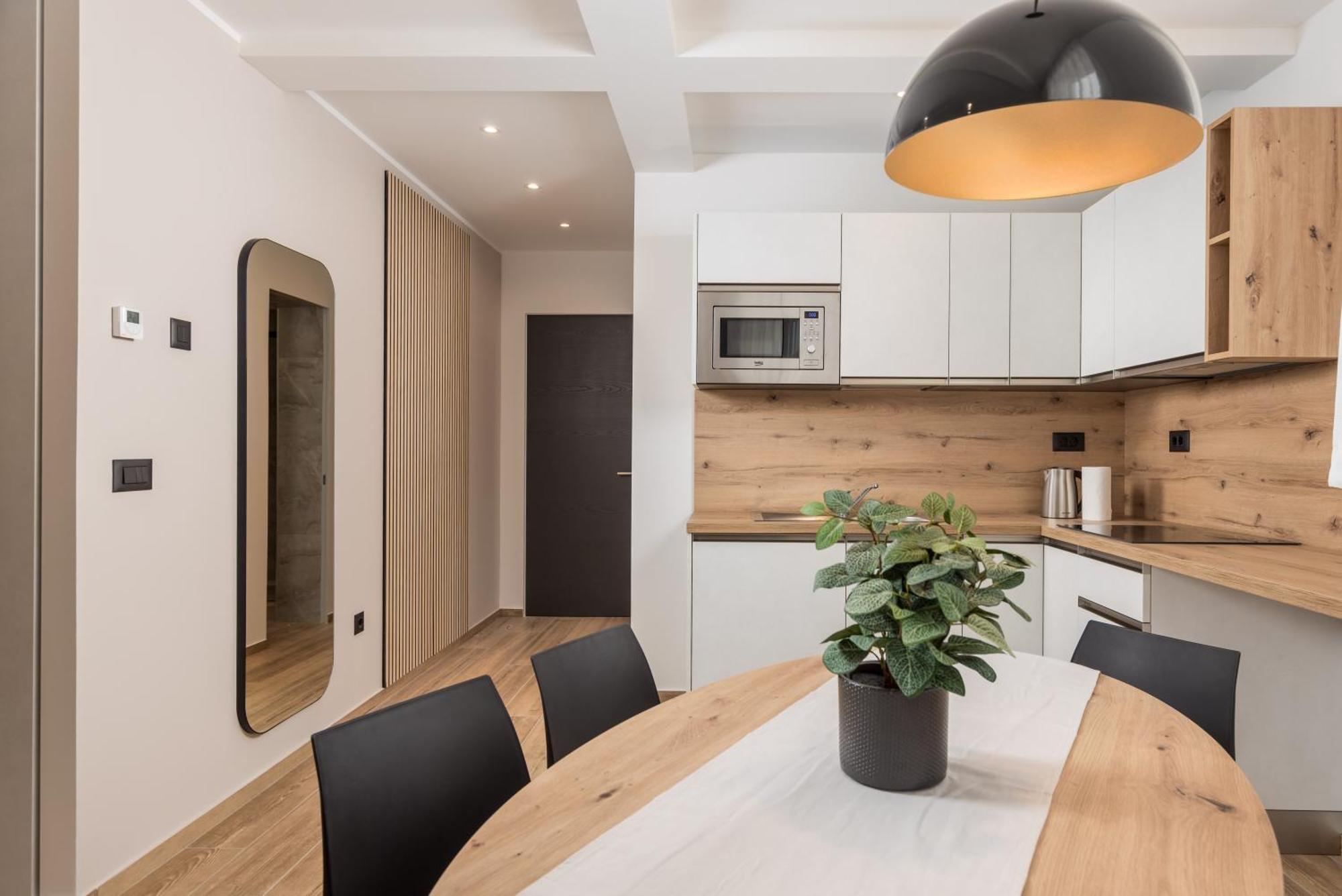 Belinda Apartments With Balcony & Private Parking Opatija Buitenkant foto