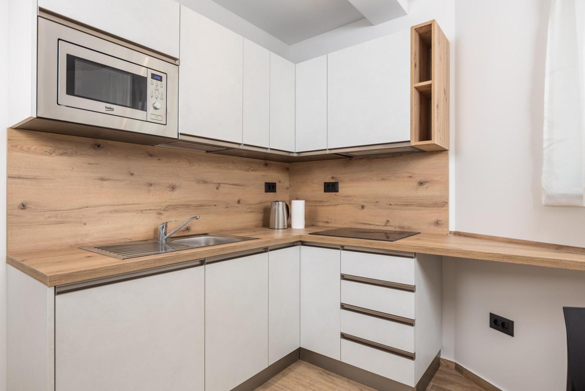 Belinda Apartments With Balcony & Private Parking Opatija Buitenkant foto