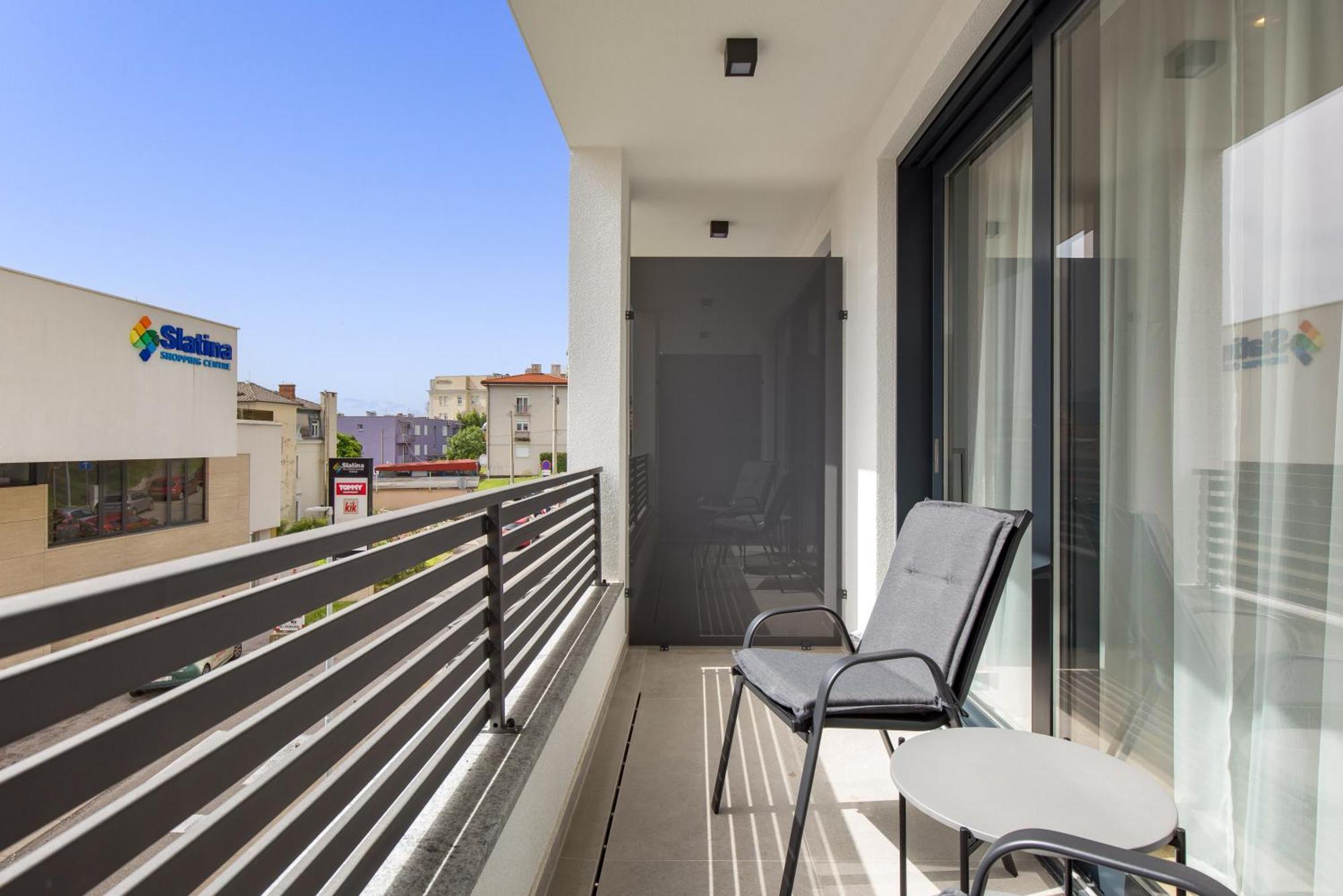Belinda Apartments With Balcony & Private Parking Opatija Buitenkant foto