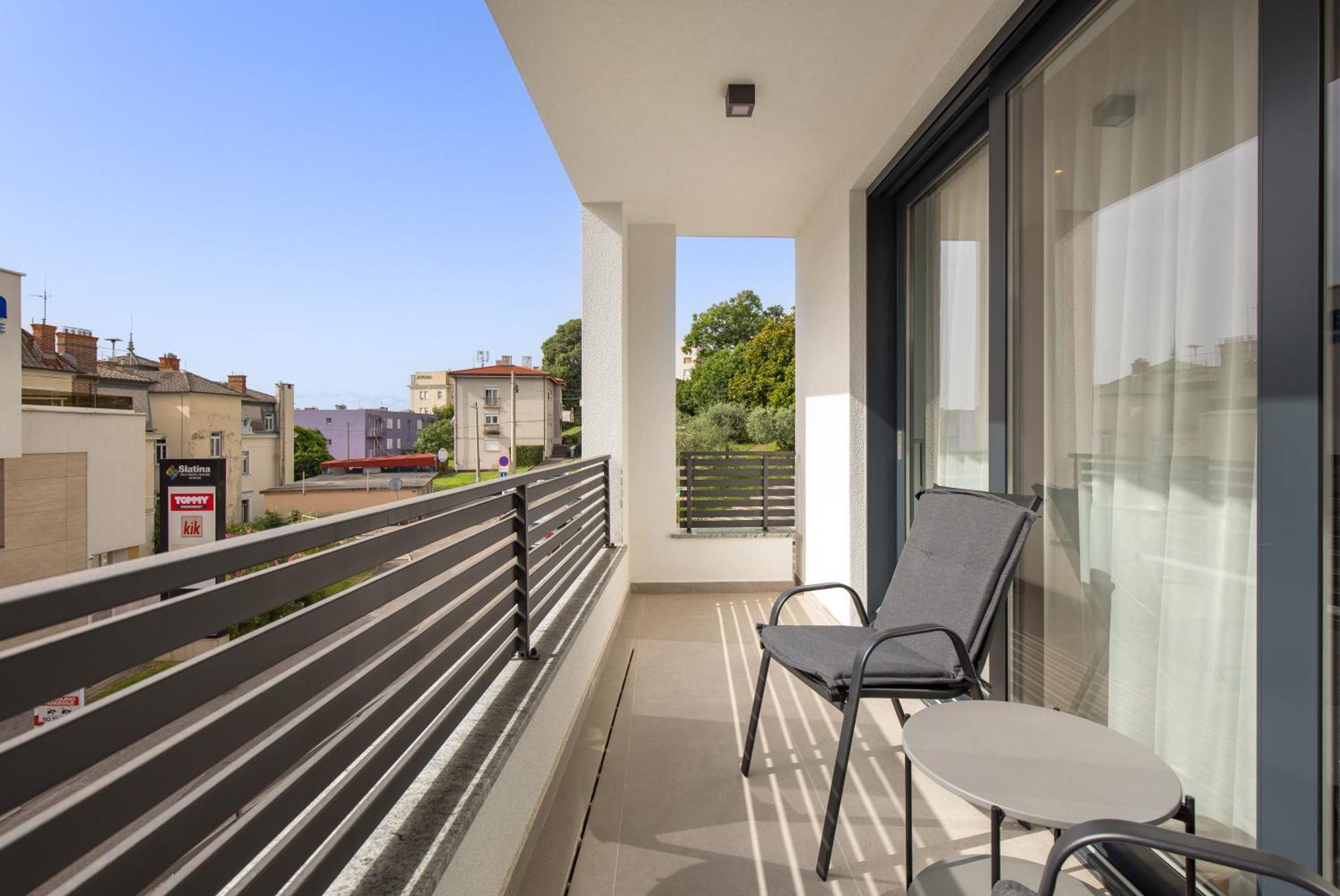Belinda Apartments With Balcony & Private Parking Opatija Buitenkant foto