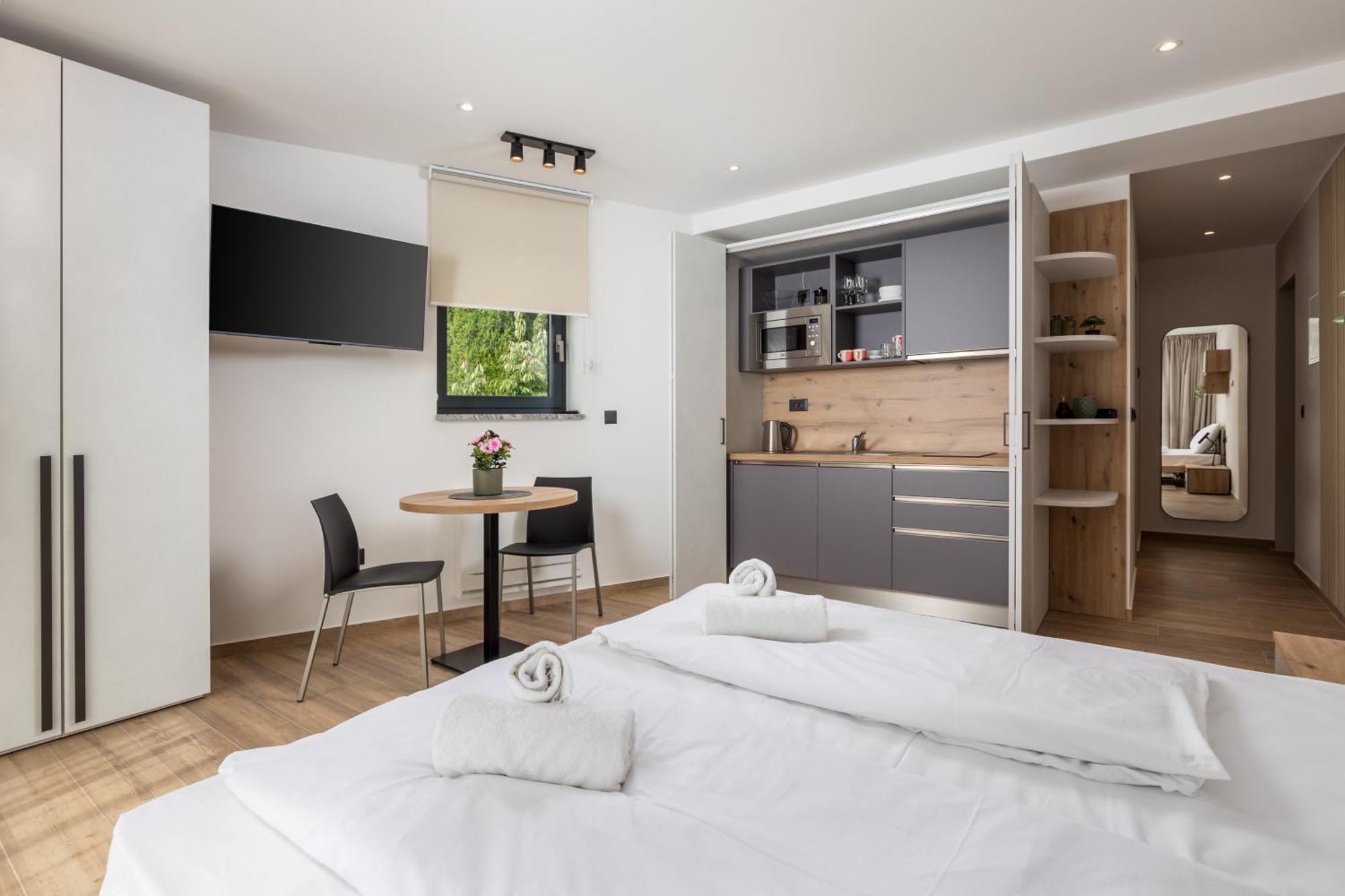 Belinda Apartments With Balcony & Private Parking Opatija Buitenkant foto