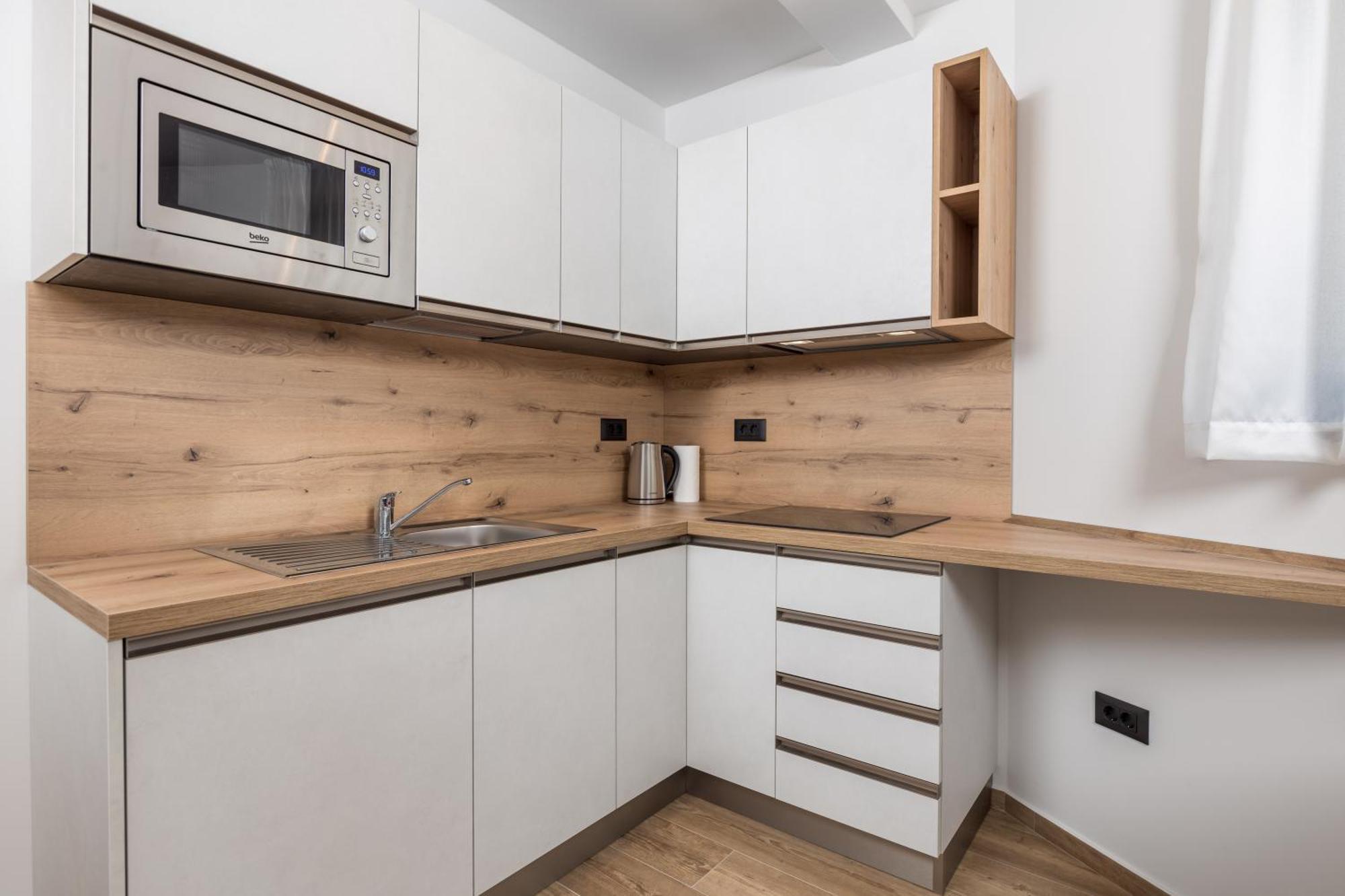 Belinda Apartments With Balcony & Private Parking Opatija Buitenkant foto