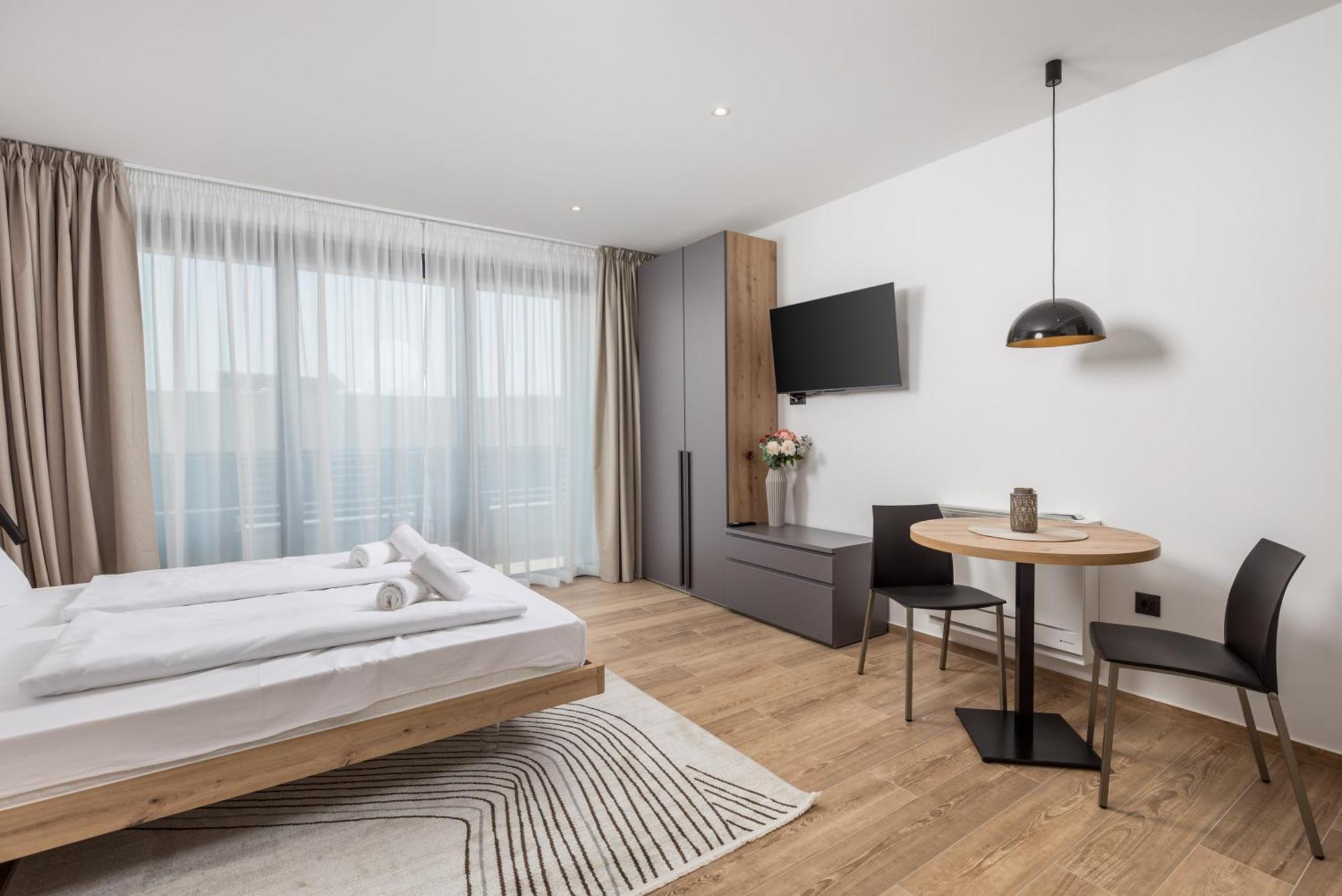 Belinda Apartments With Balcony & Private Parking Opatija Buitenkant foto