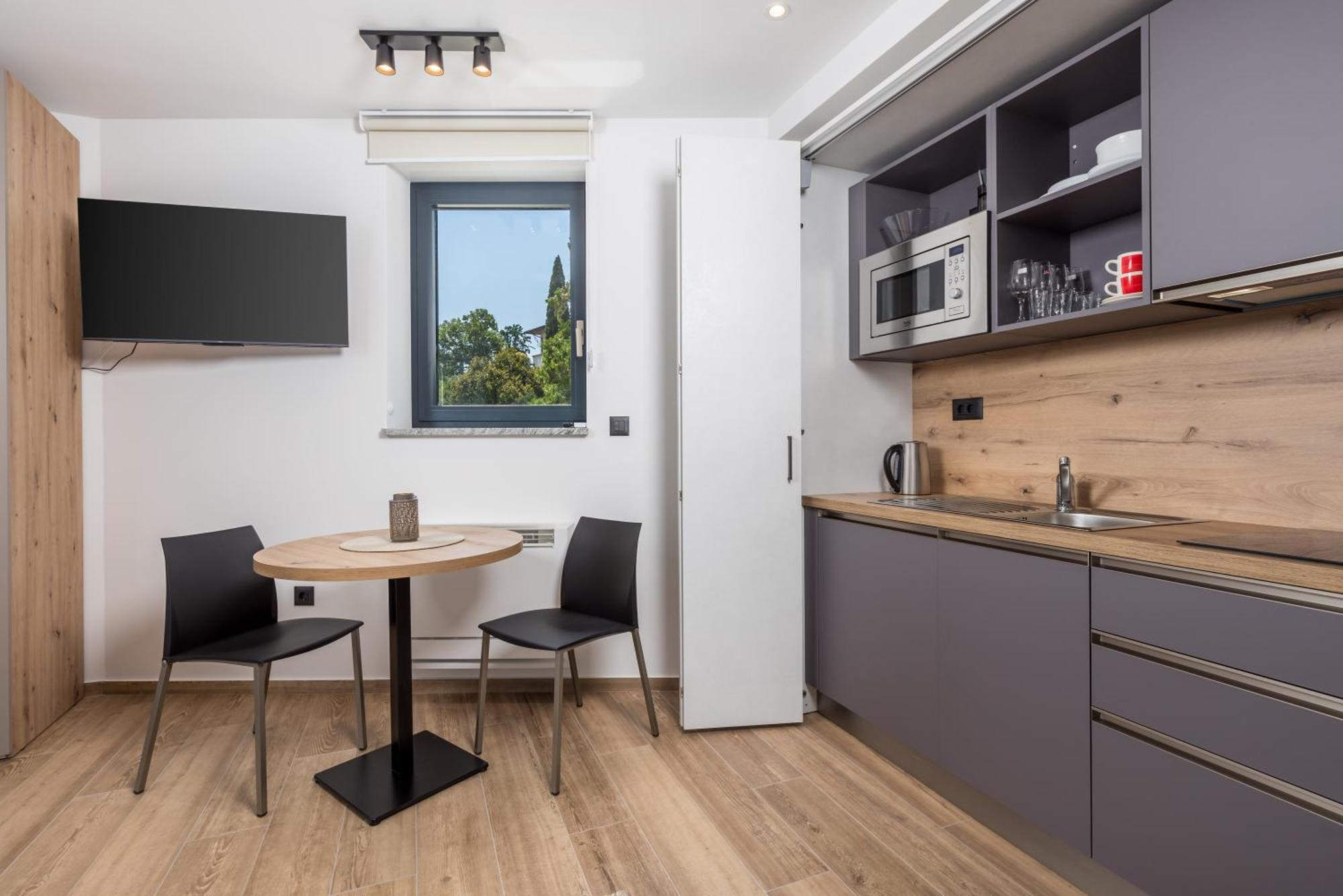 Belinda Apartments With Balcony & Private Parking Opatija Buitenkant foto
